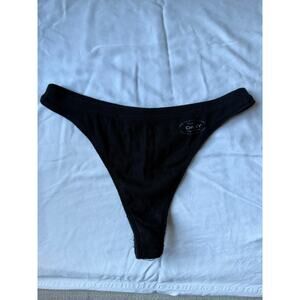 NWOT DKNY Black Ribbed Cotton Thong Panty – Size M